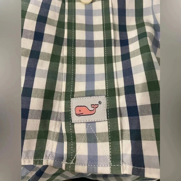 Vineyard Vines Blue/Green Plaid button down shirt. Size Medium - Picture 4 of 6
